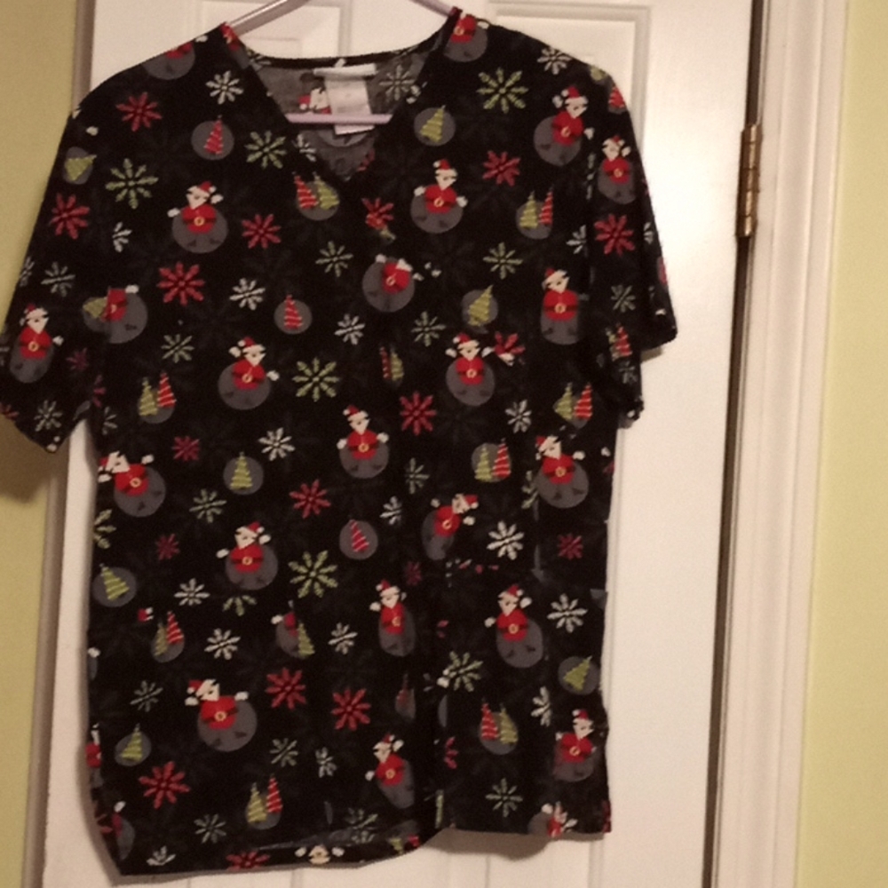 Scrub top